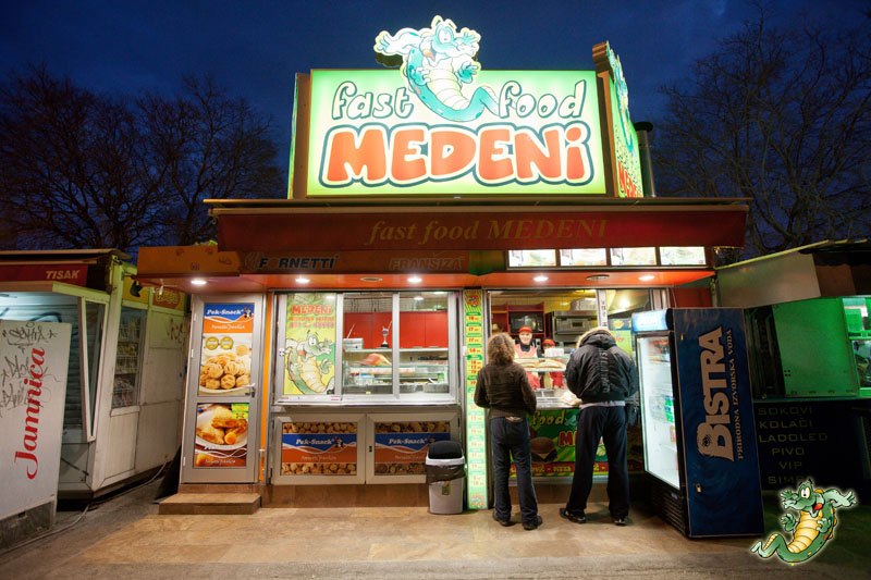 Medeni
