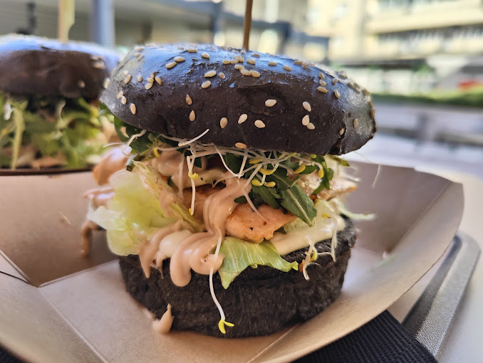 Restoran Tunaholic Fish Bar - Slika 13